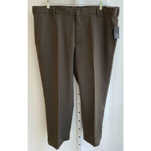 NWT Van Heusen Traveler Mens Slim Fit Brown Dress Pants 40x30 flat no iron $65